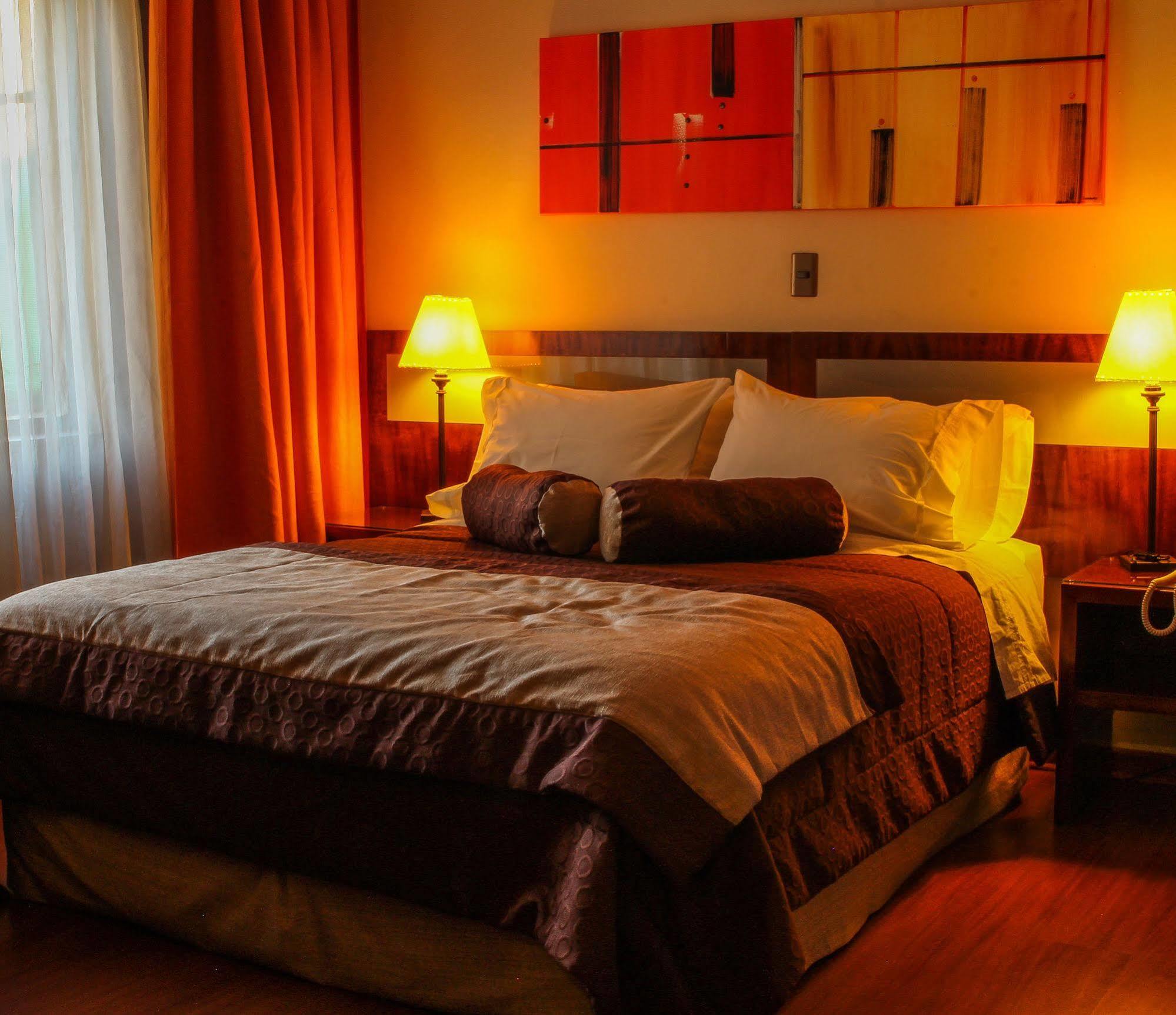 Hotel Libertador Santiago de Chile Bagian luar foto
